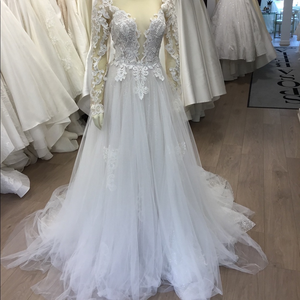 SAMPLE SALE! Michal Medina: Luca